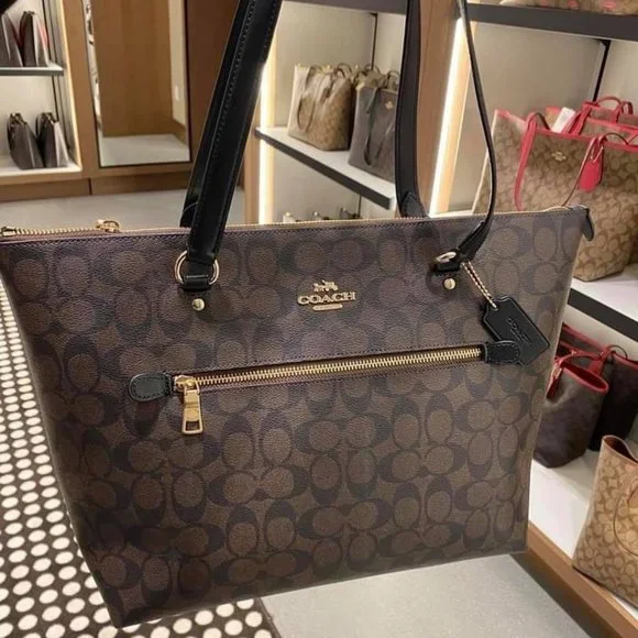 NWT - Only 1 Left- COACH Gallery Tote In Signature Canvas -Beautiful and Useful - Picture 3 of 16